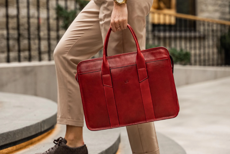 A Guide to Buying the Right Work Bags for Women